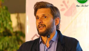 বাবর-শাহীন-শাদাবকে ছেটে ফেলতে বললেন শহীদ আফ্রিদি